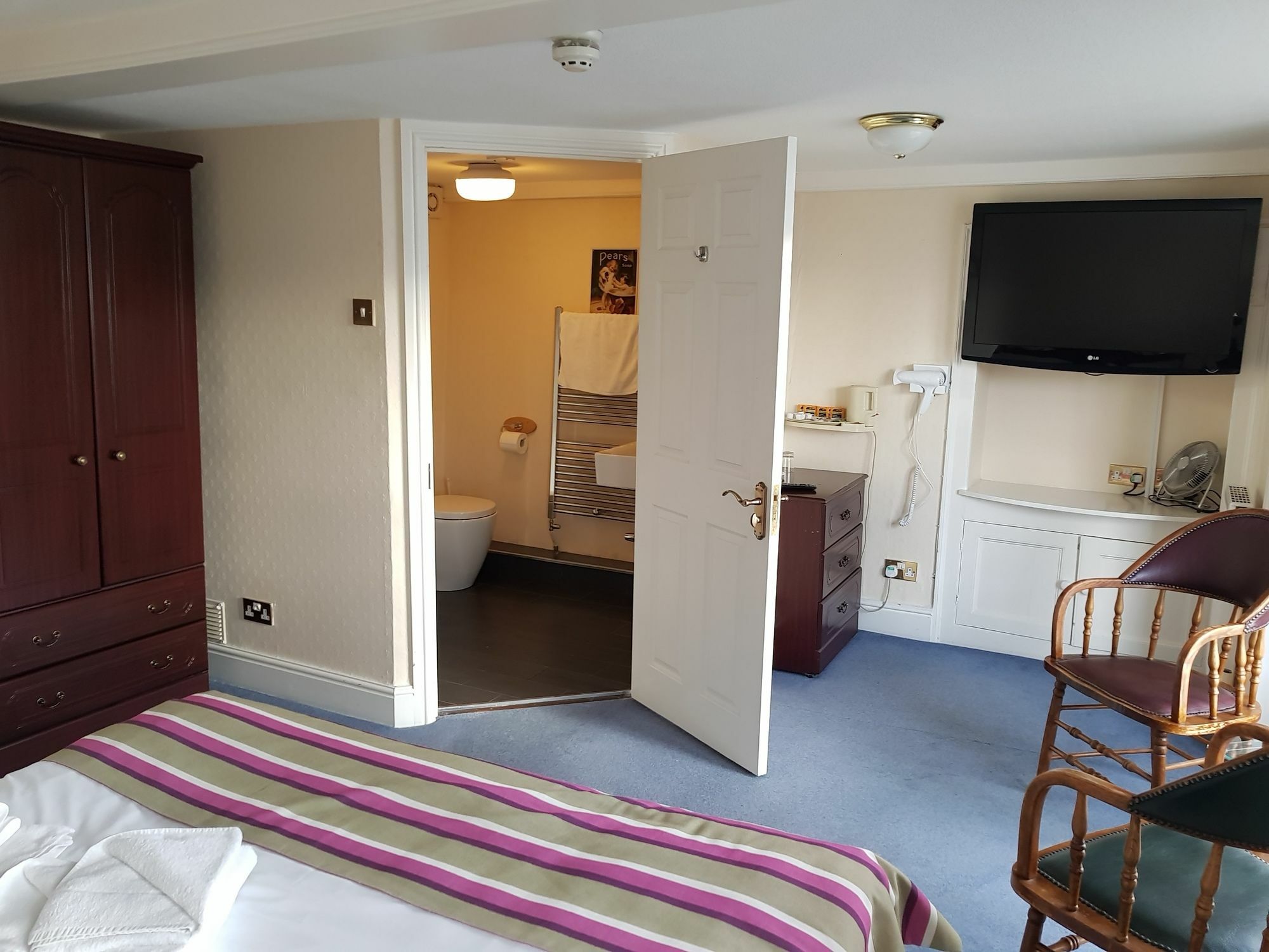 Harry'S Hotel & Restaurant Aberystwyth Kültér fotó